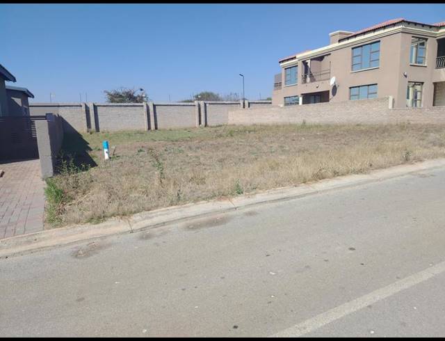 LAND FOR SALE IN BENDOR PARK